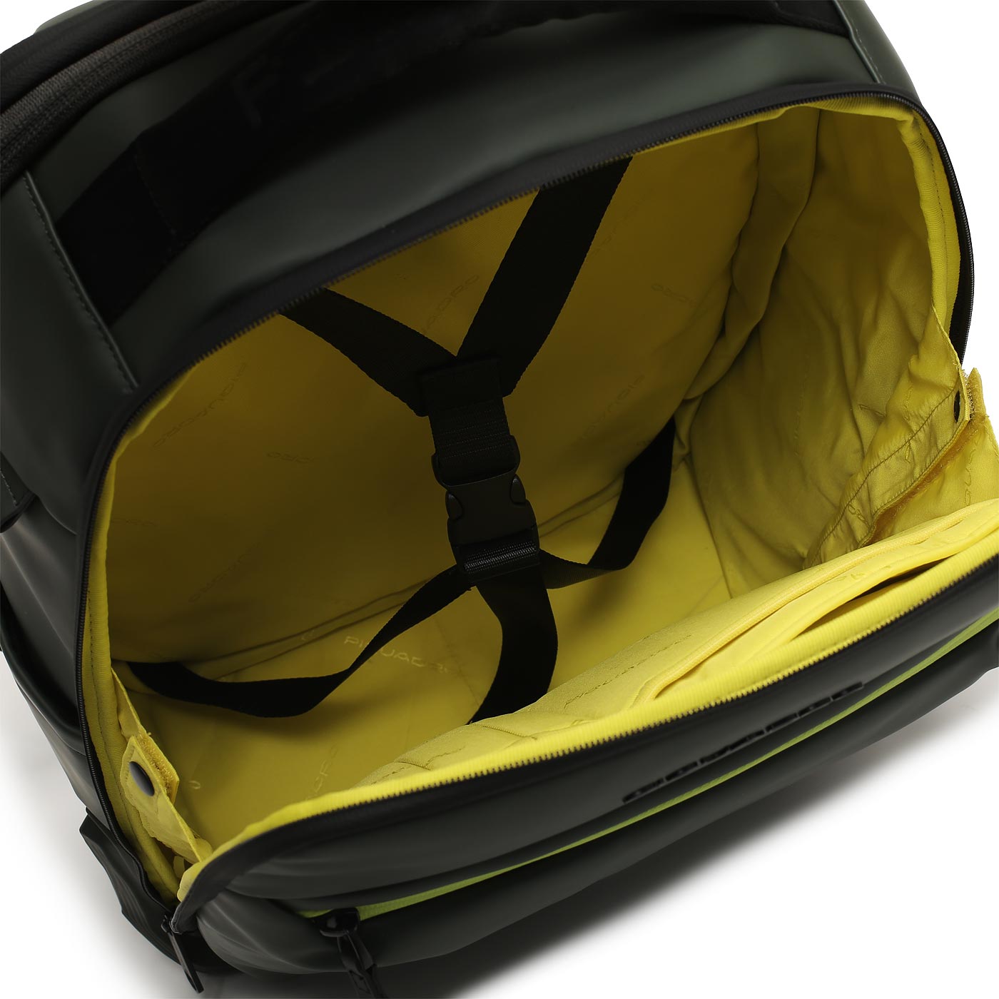 Дорожный рюкзак Piquadro Corner