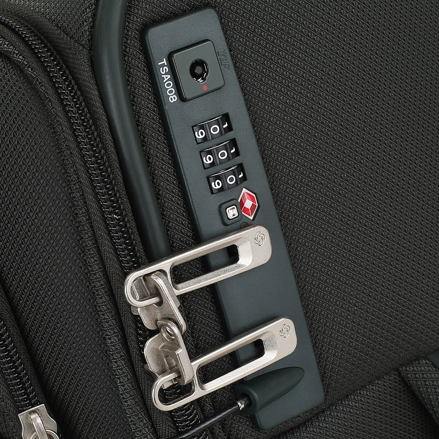 Текстильный чемодан Samsonite Respark