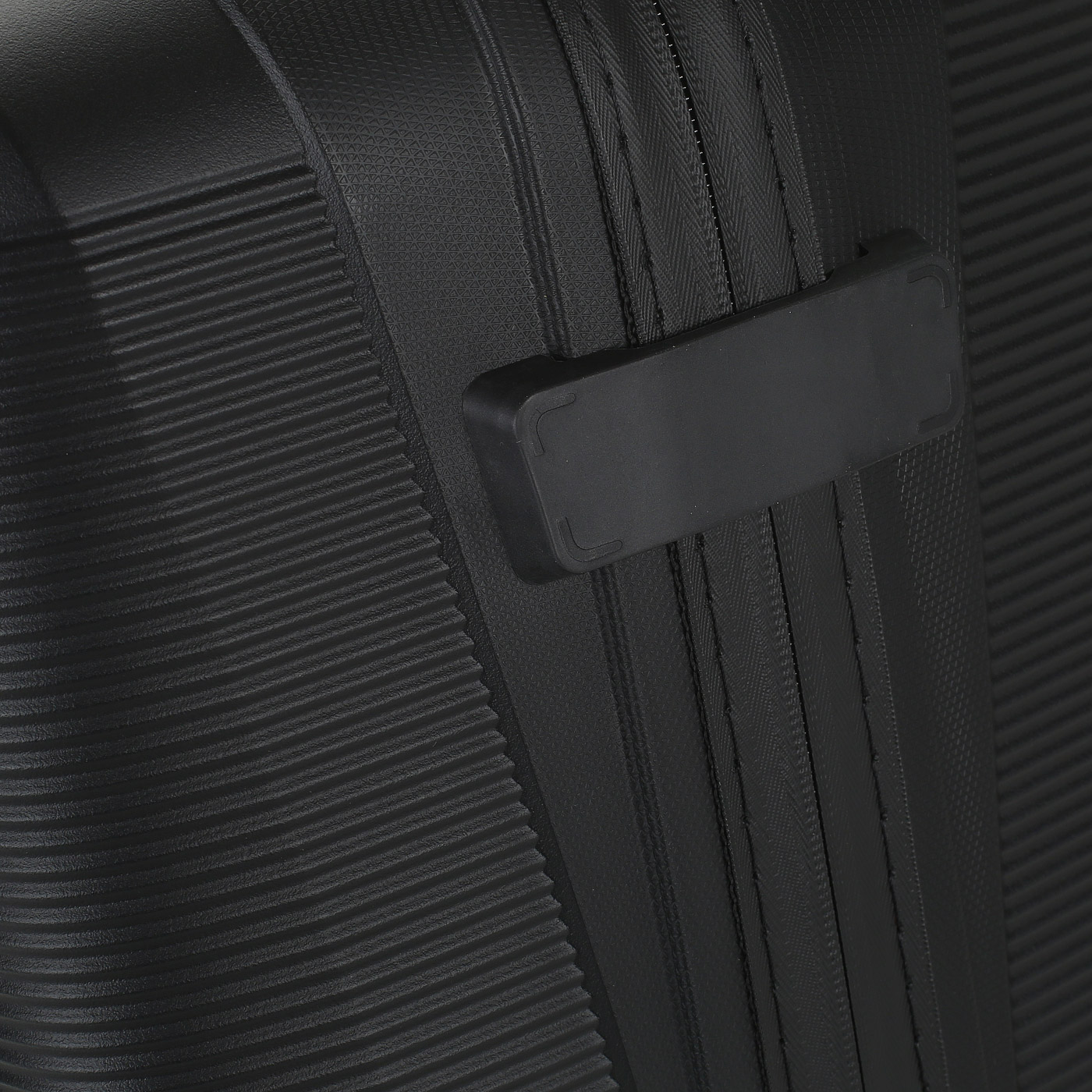 Чемодан American Tourister Airconic