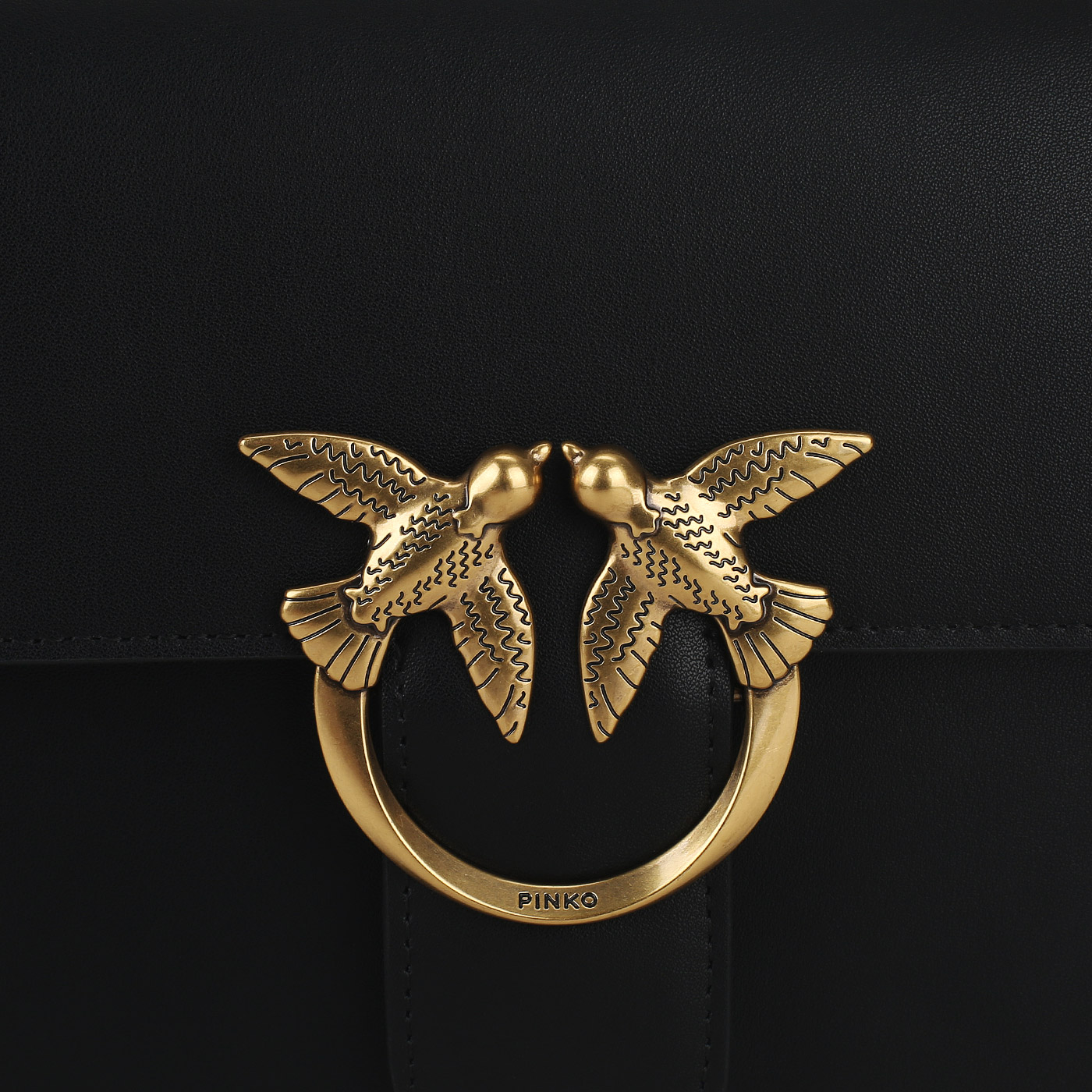 Кожаная сумка Pinko Love One