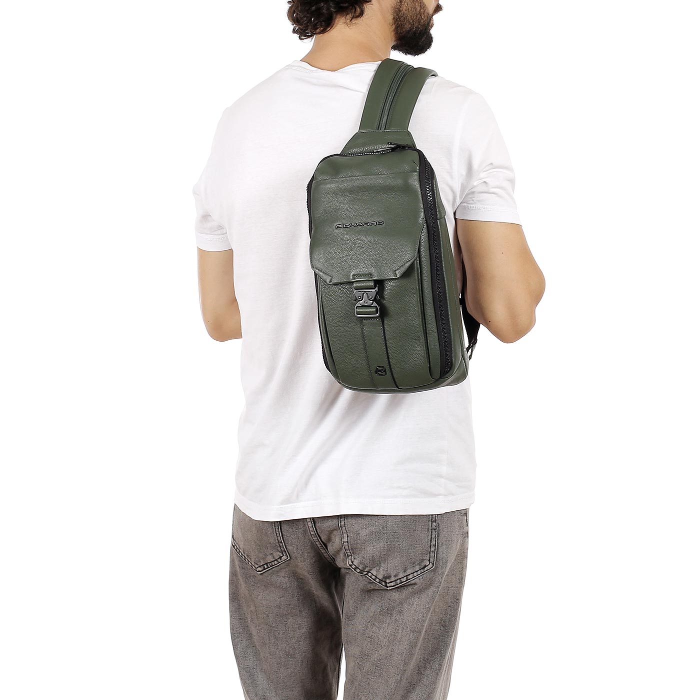 Однолямочный рюкзак Piquadro Than