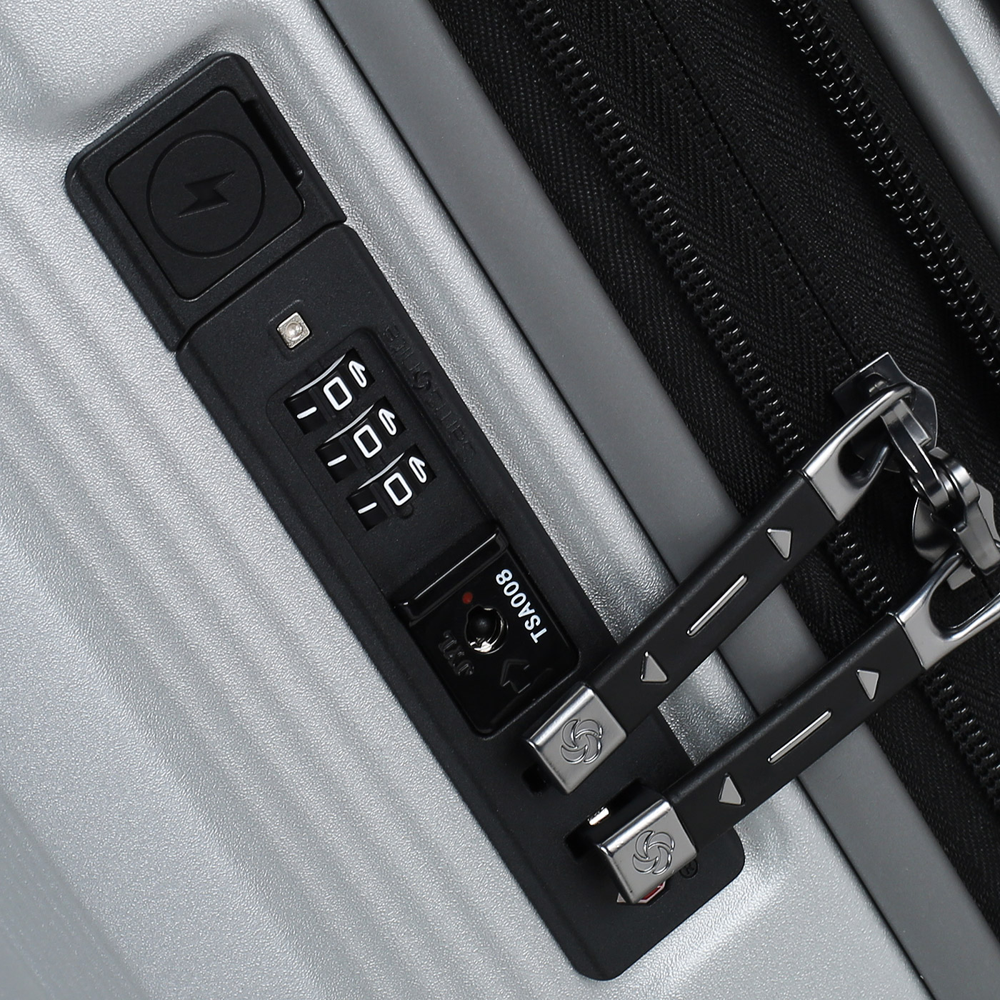 Чемодан на колесах Samsonite Nuon