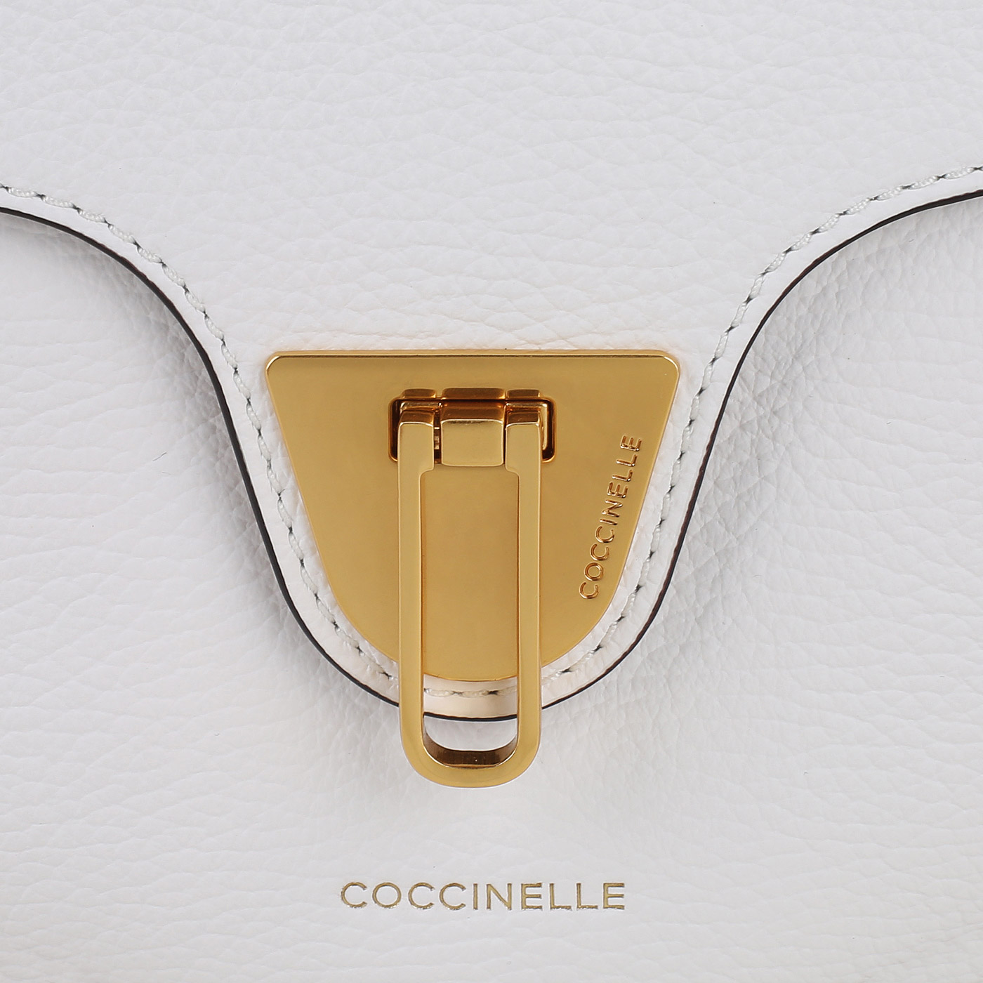 Сумка через плечо Coccinelle Beat Soft